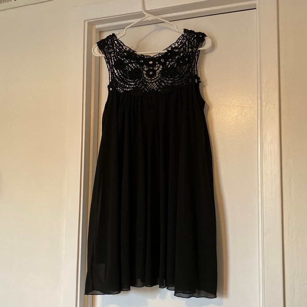Black lace crotchet dress